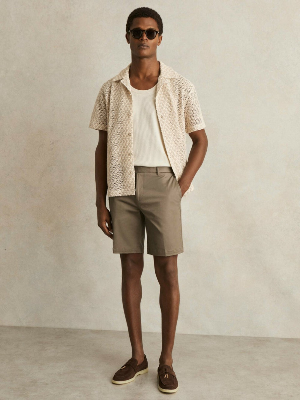 Reiss | Oe Hampton Cotton Chino Shorts with Stretch in Taupe