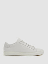 Reiss | Harrys of London Grained Leather Trainers in White