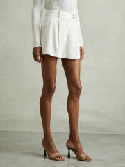 Reiss | Front Pleat Tailored Shorts in Cream