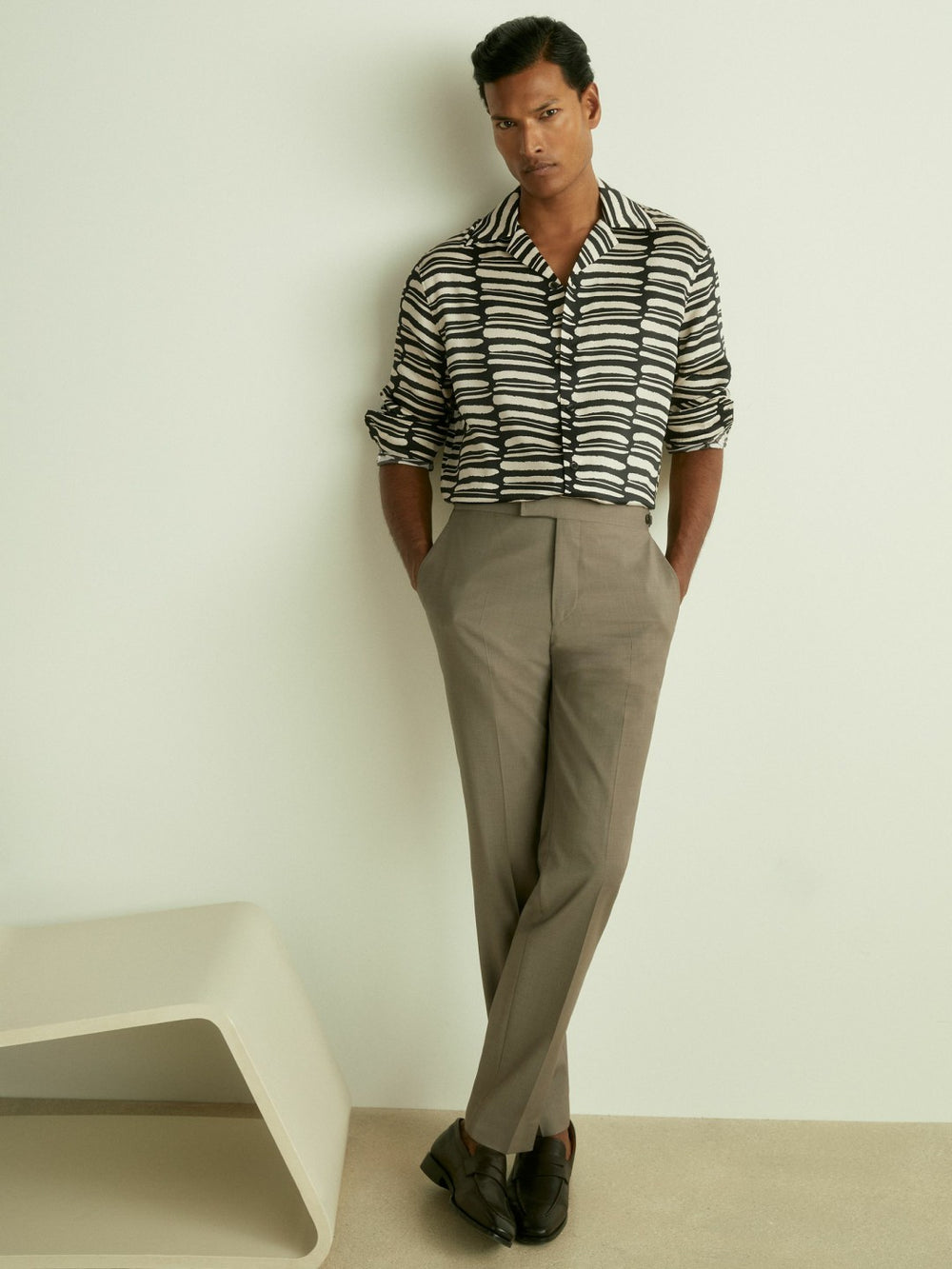 Reiss | Abstract-Print Twill Cuban-Collar Shirt in Black/White