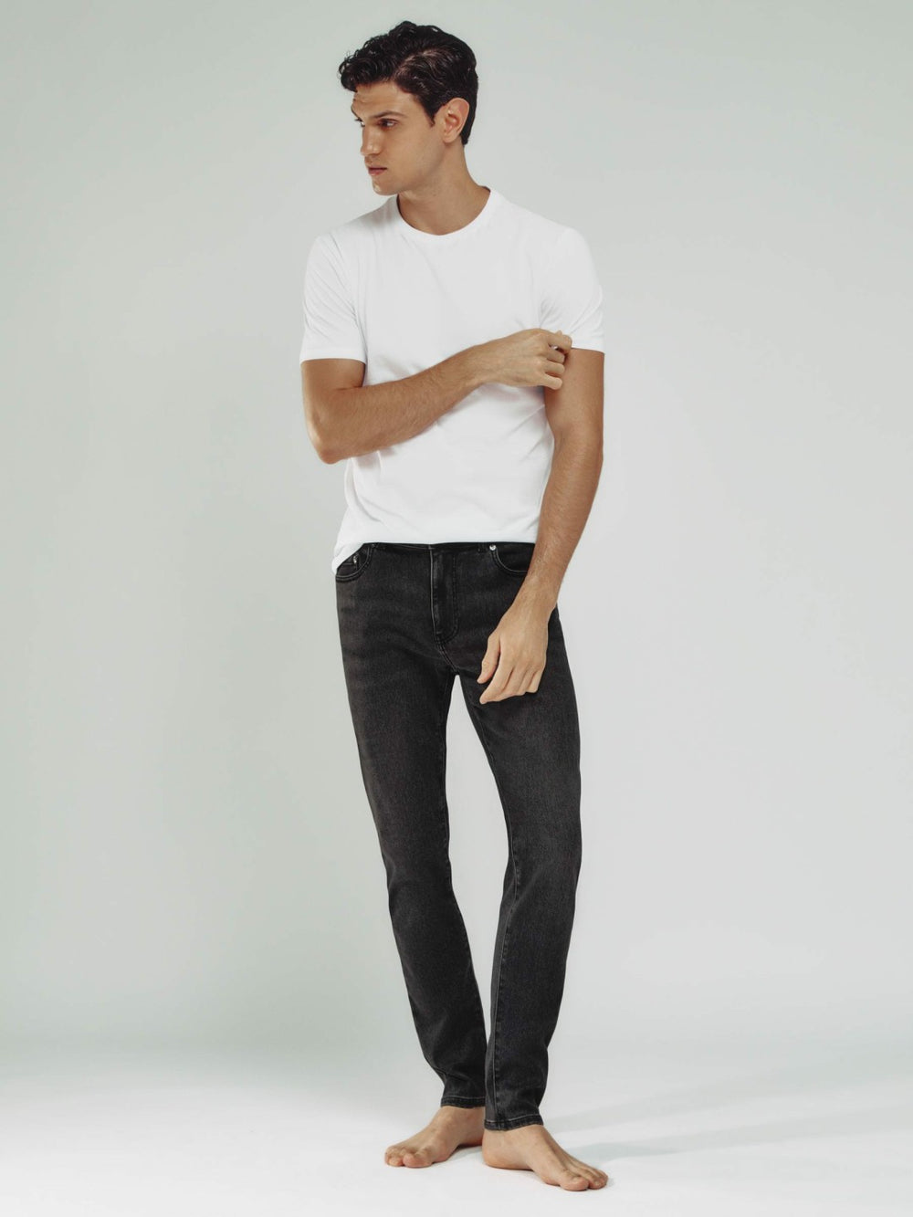 Reiss | Tapered Slim-Fit Jeans in Washed Black