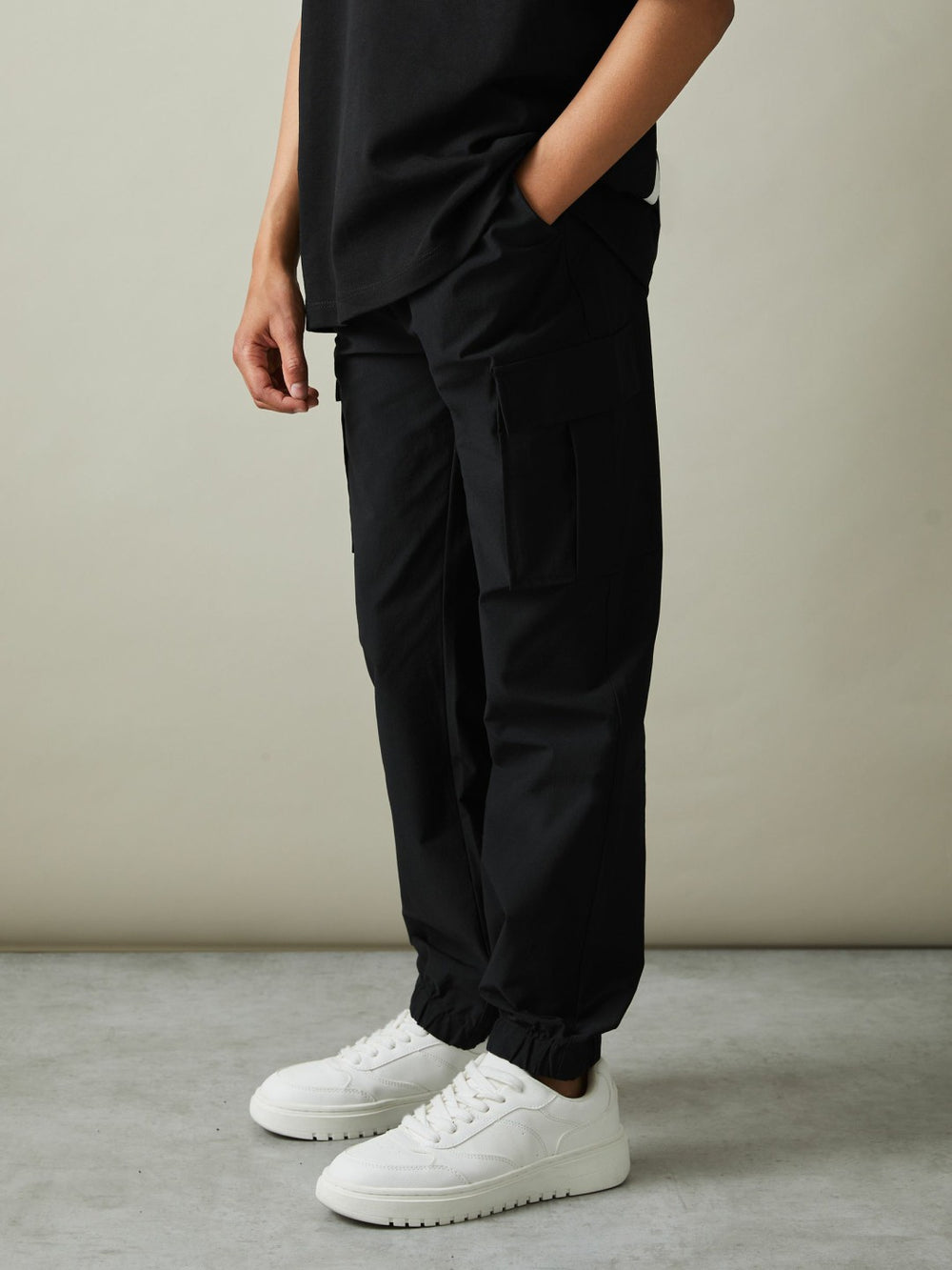 Reiss | 9-14 yrs Technical Drawstring Trousers in Black