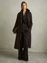 Reiss | Petite Wool Blend Double Breasted Blindseam Coat in Chocolate