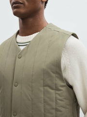 Reiss | Les Deux Quilted Technical Gilet in Green