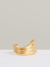 Reiss | Fluid Sculpted Cuff in Gold Tone