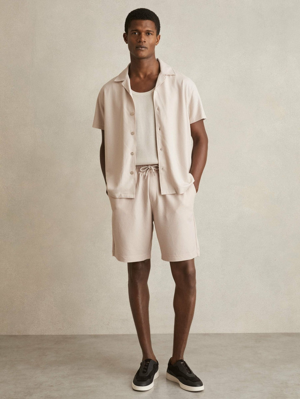 Reiss | Textured-Knit Cuban-Collar Shirt in Champagne