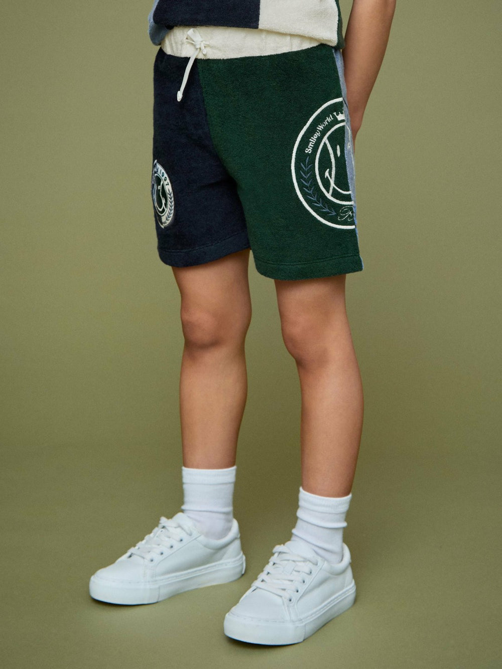 Reiss | 9-13 yrs SmileyWorld Towelling Shorts in Blue