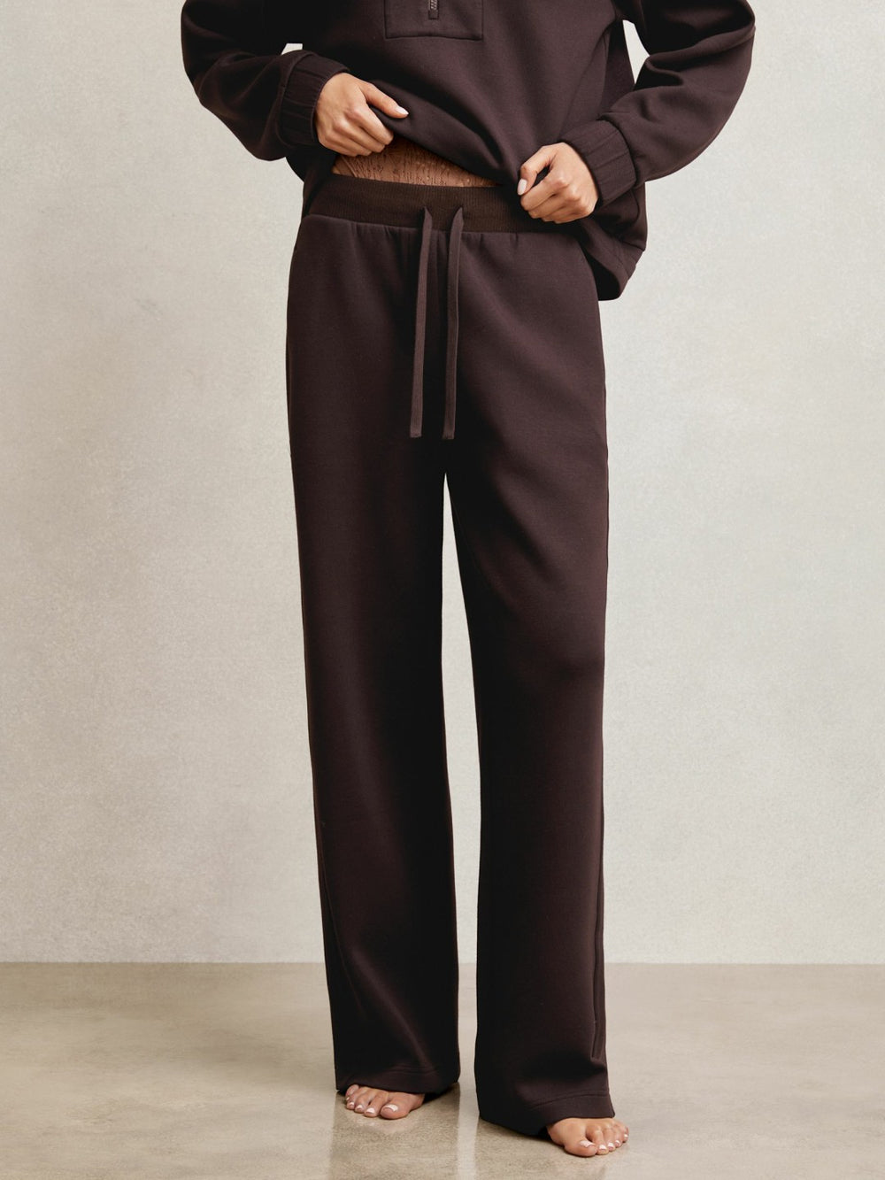 Reiss | Wide-Leg Interlock Drawstring Joggers in Plum