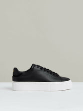 Reiss | Leather Low-Top Trainers in Black