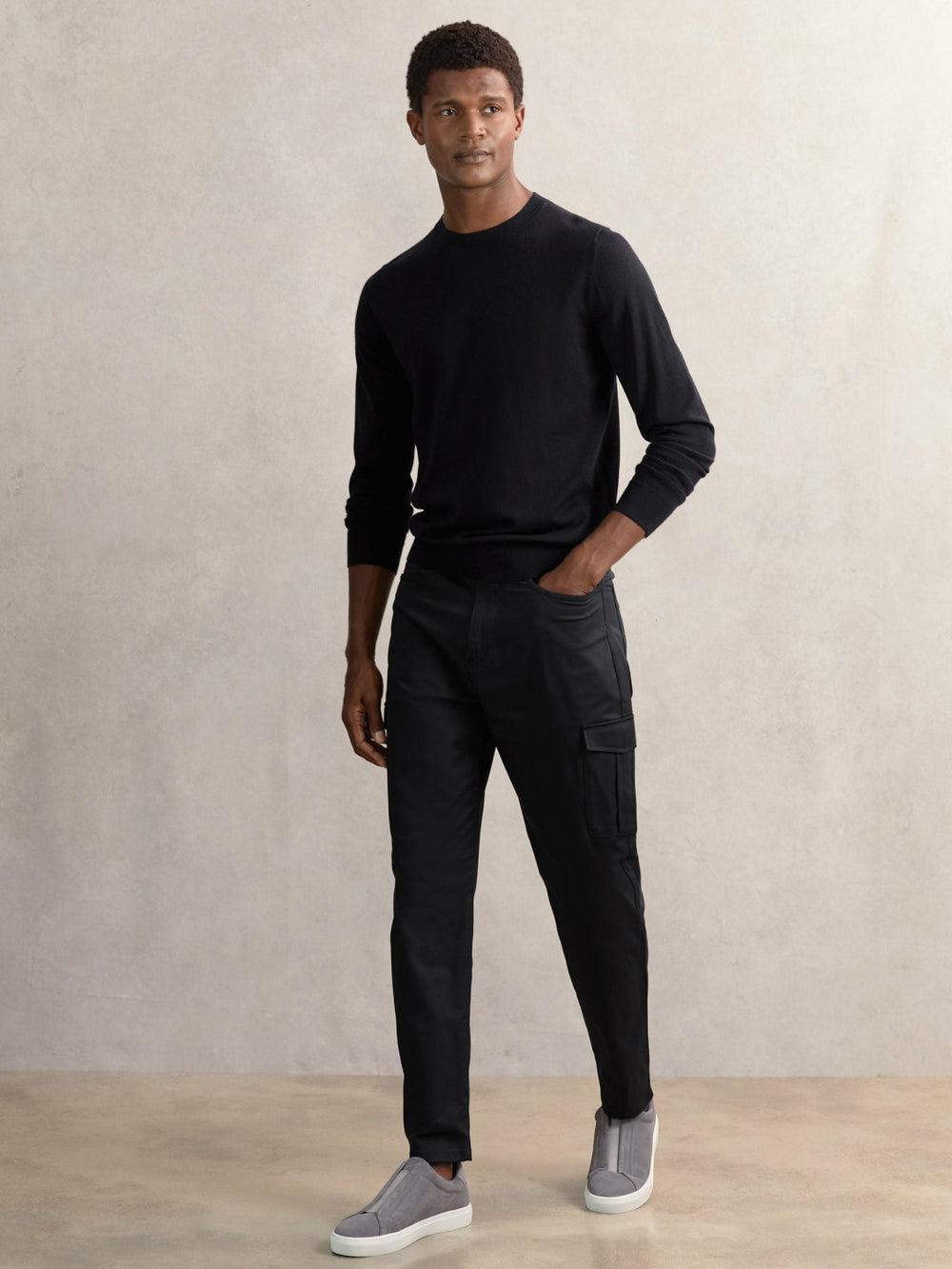 Reiss | Cotton-Lyocell Cargo Trousers in Navy