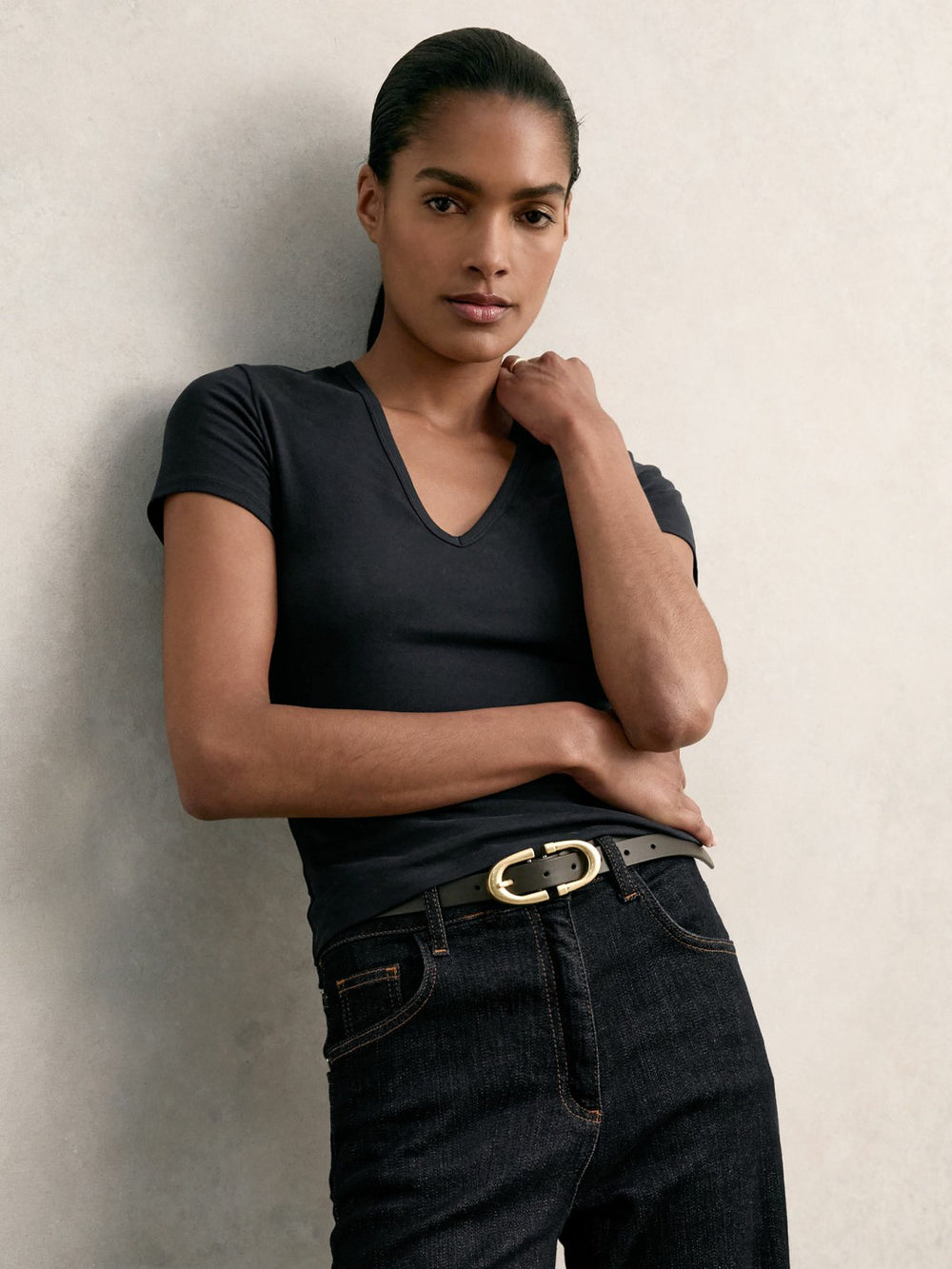 Reiss | Stretch Cotton V-Neck T-Shirt in Navy