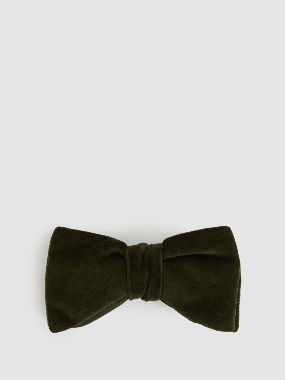 Reiss | Velvet Bow Tie in Emerald