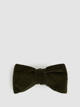 Reiss | Velvet Bow Tie in Emerald