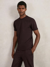 Reiss | Interlock Jersey Crew Neck T-Shirt in Cherry Red