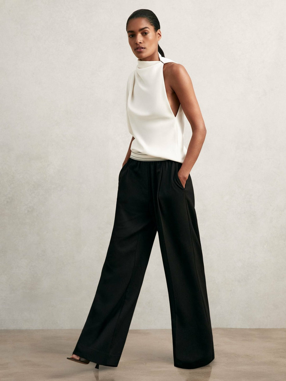 Reiss | Wide-Leg Contrast-Waistband Trousers in Black