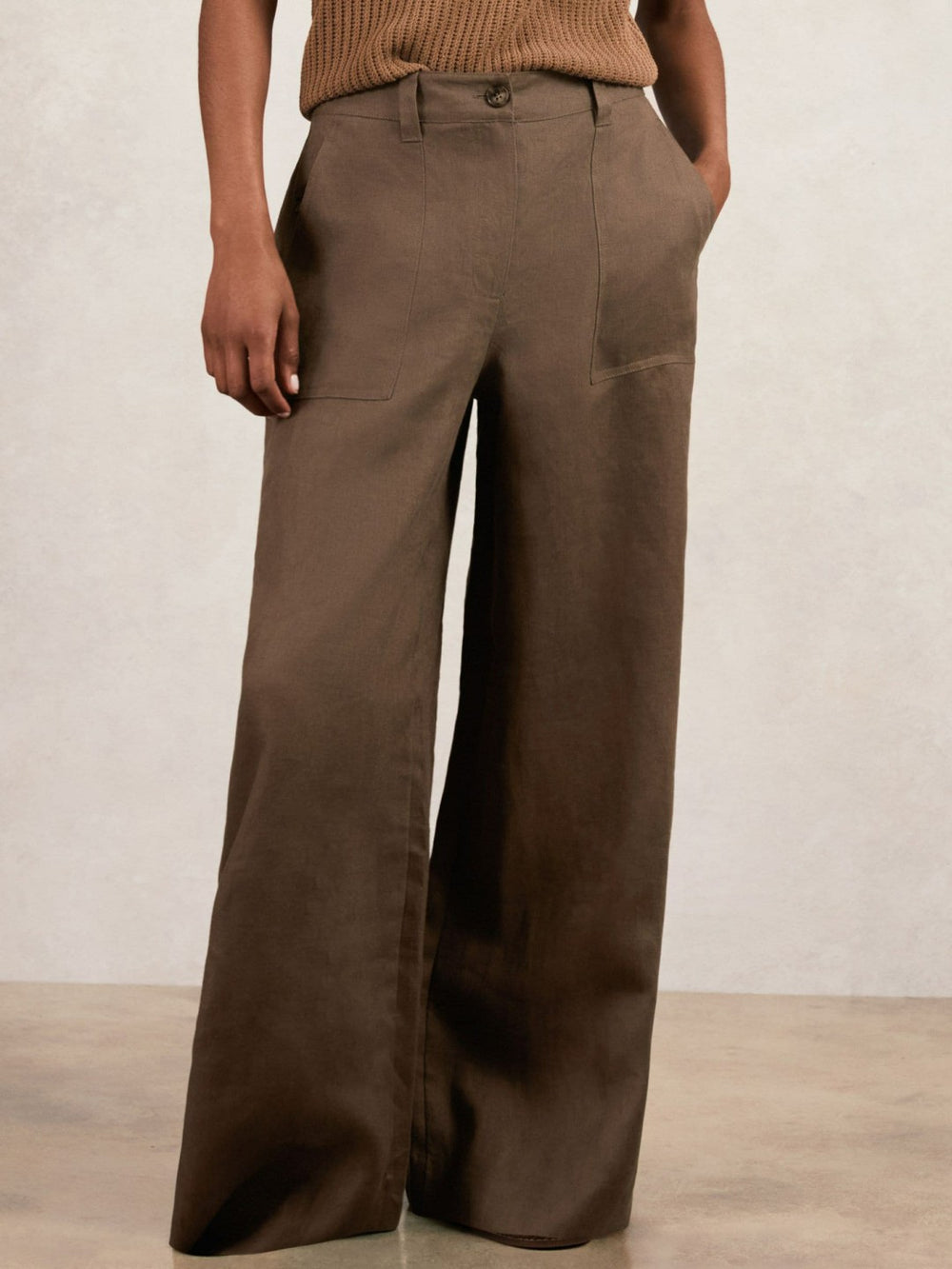Reiss | Petite Linen Wide Leg Trousers in Chocolate Brown