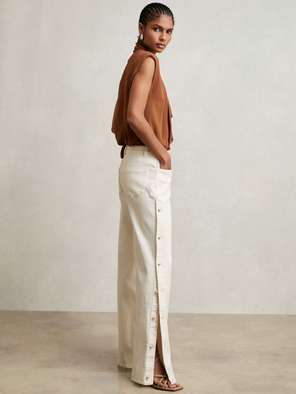Reiss | Petite Side Button Wide Leg Jeans in Cream