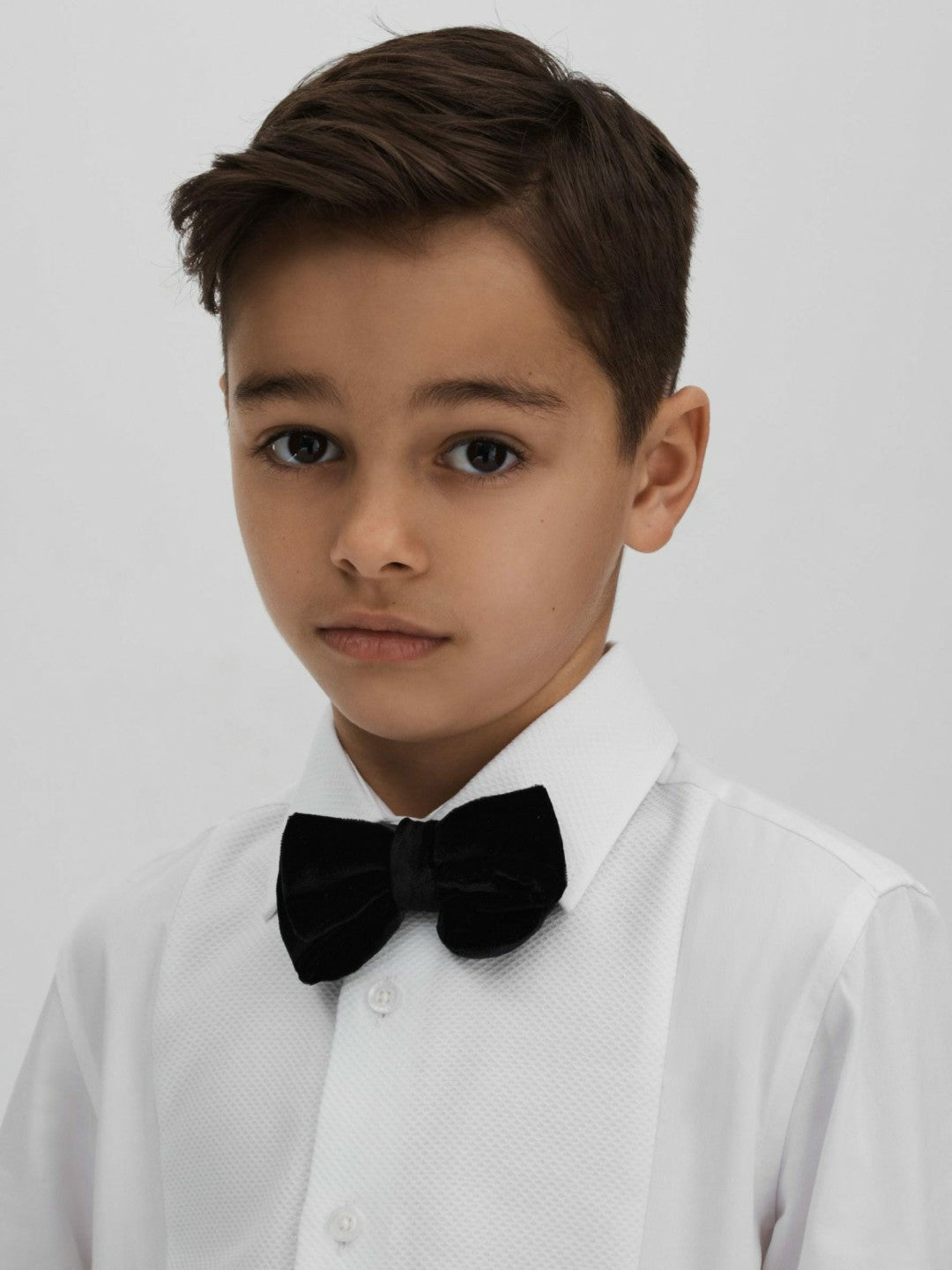 Reiss | 3-9 yrs Slim Fit Textured Bib Dinner Shirt in White