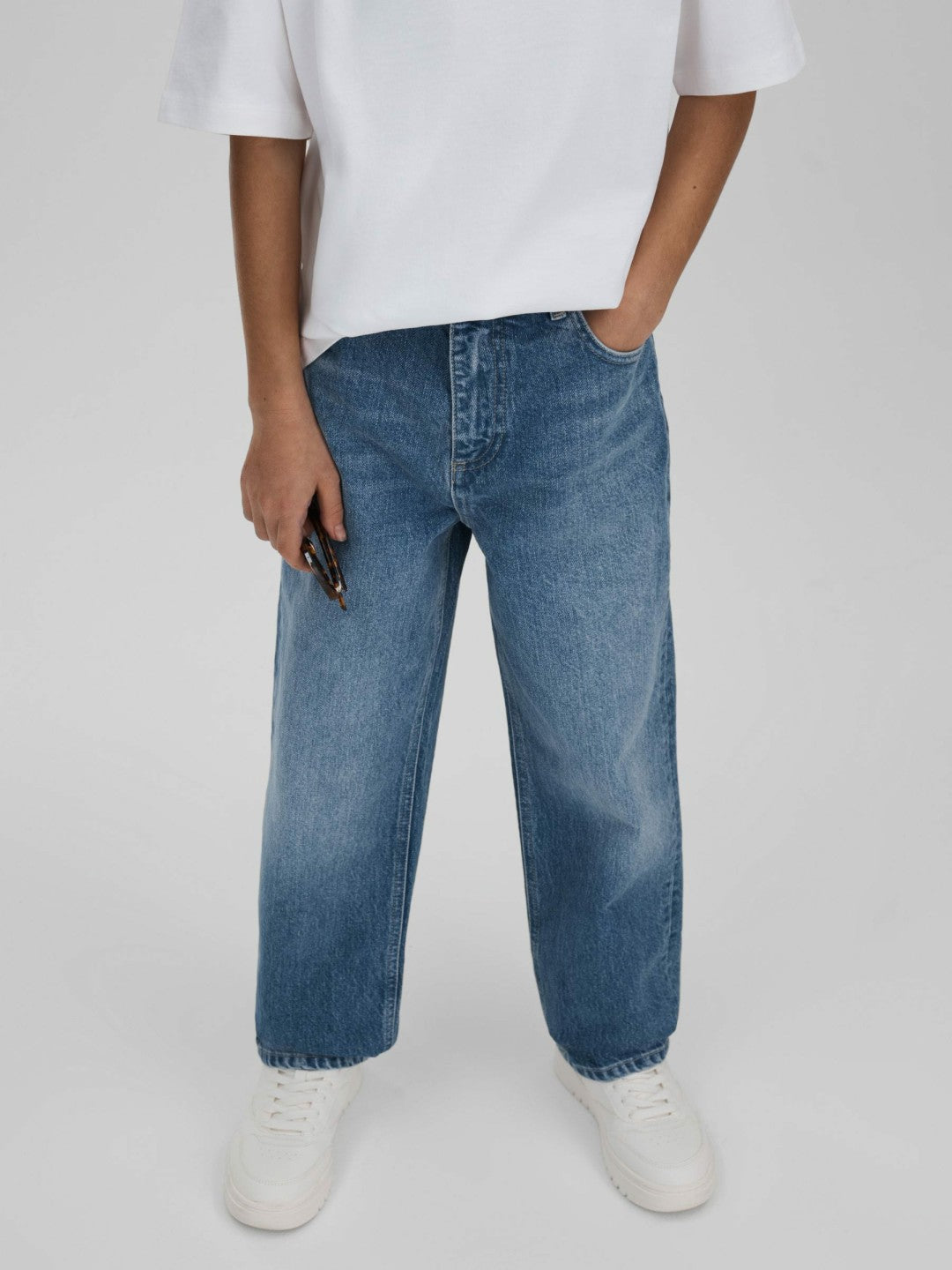 Reiss | 3-9 yrs Loose Fit Adjuster Jeans in Mid Blue