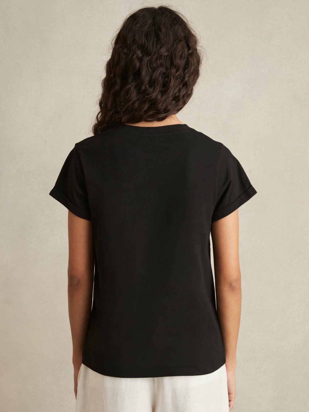 Reiss | Cotton-Jersey V-Neck T-Shirt in Black