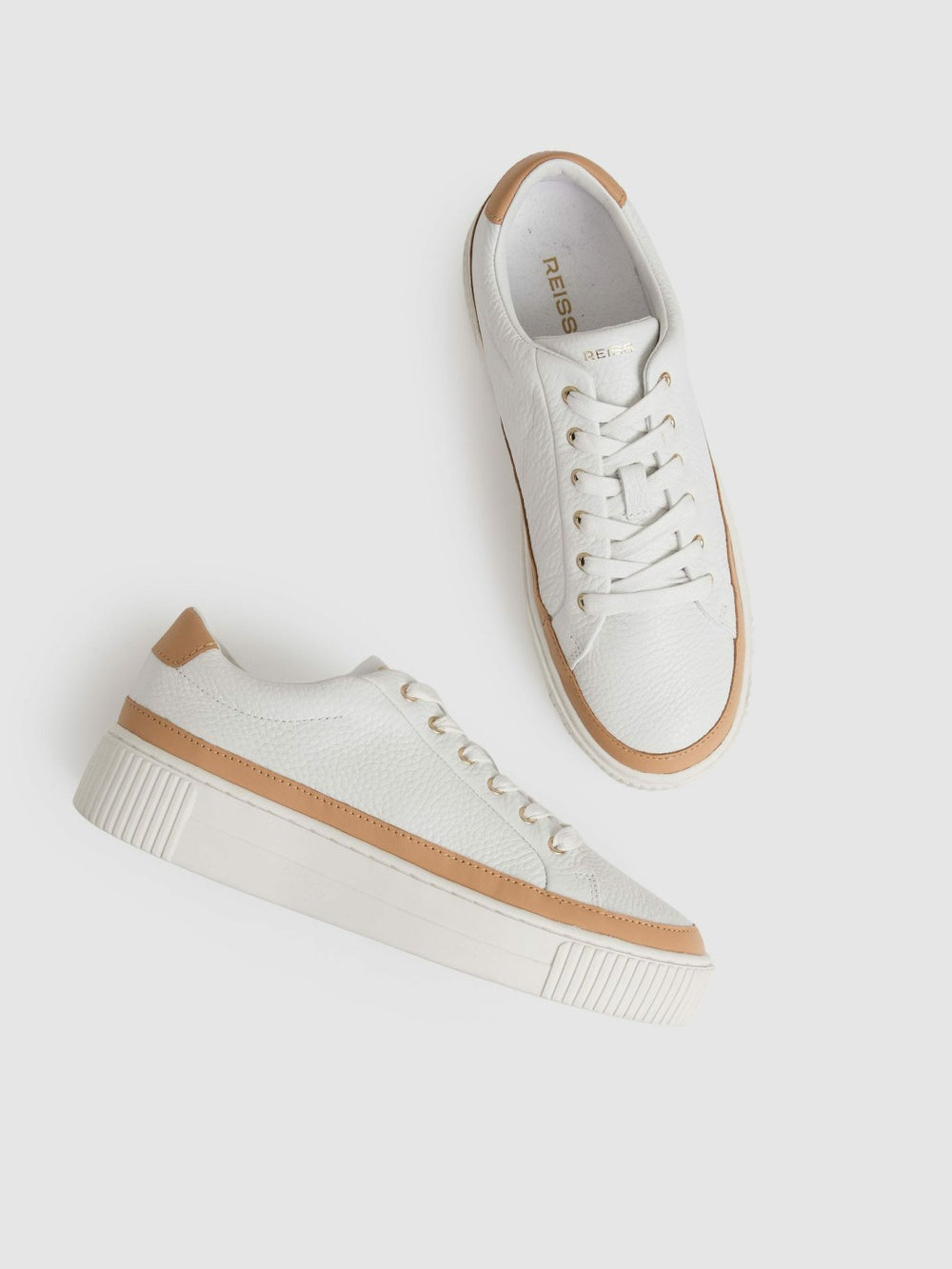 Reiss | Grained Leather Platform Trainers in Camel/White