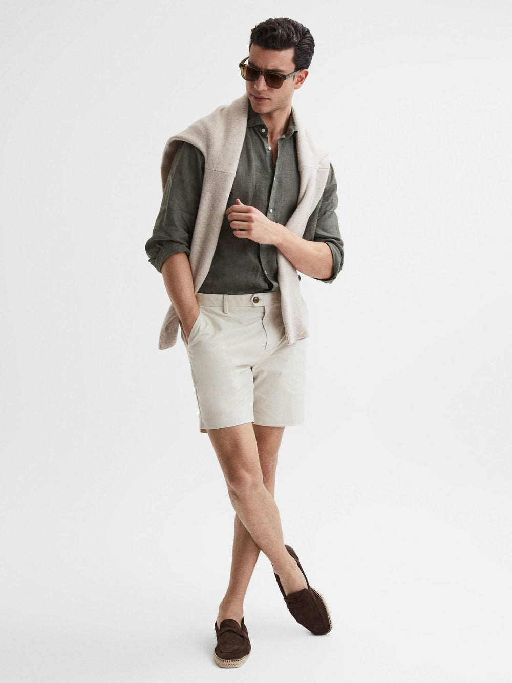 Reiss | Short Length Casual Chino Shorts in Chalk