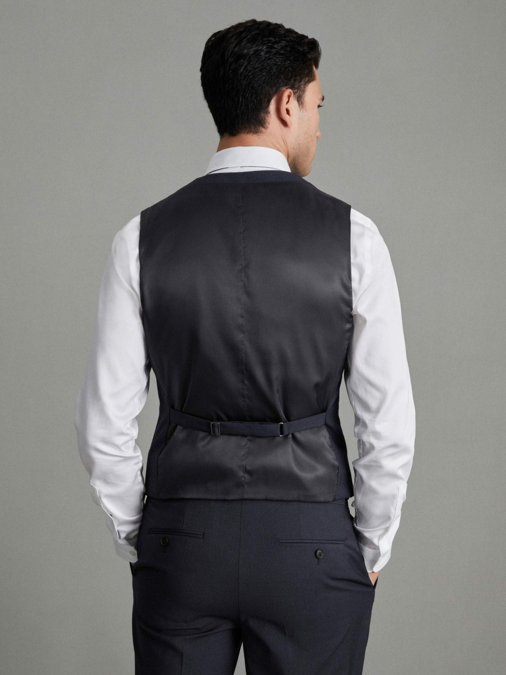 Reiss | Modern Fit Wool Blend Waistcoat in Navy