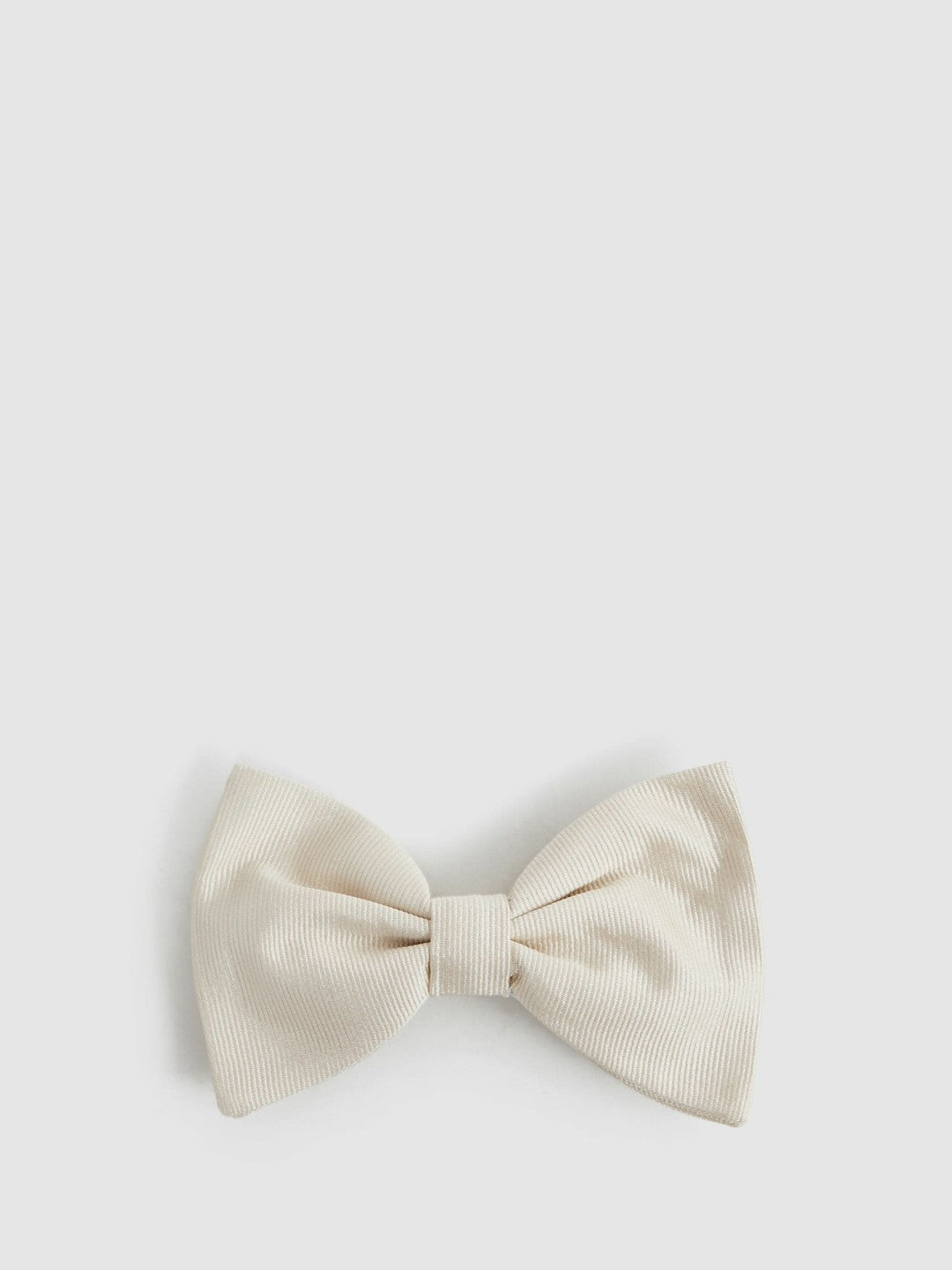 Reiss | Grosgrain Silk Bow Tie in Ivory