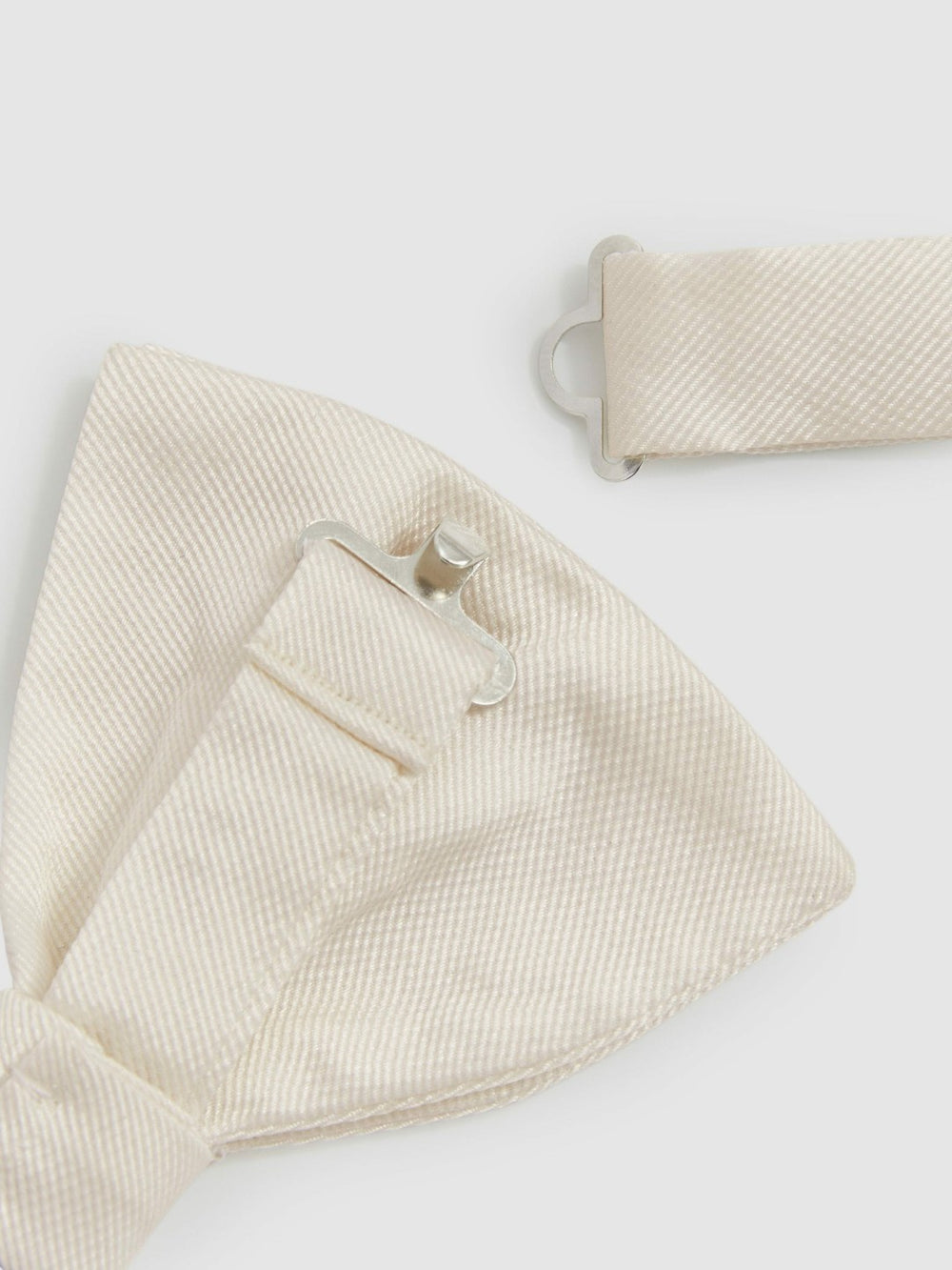 Reiss | Grosgrain Silk Bow Tie in Ivory
