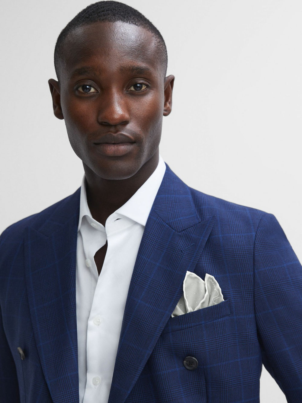 Reiss | Polka Dot Silk Pocket Square in Silver