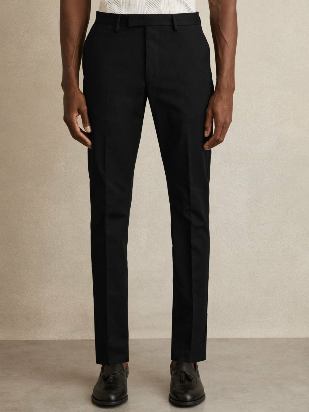 Reiss | Slim Fit Cotton Blend Chinos in Black