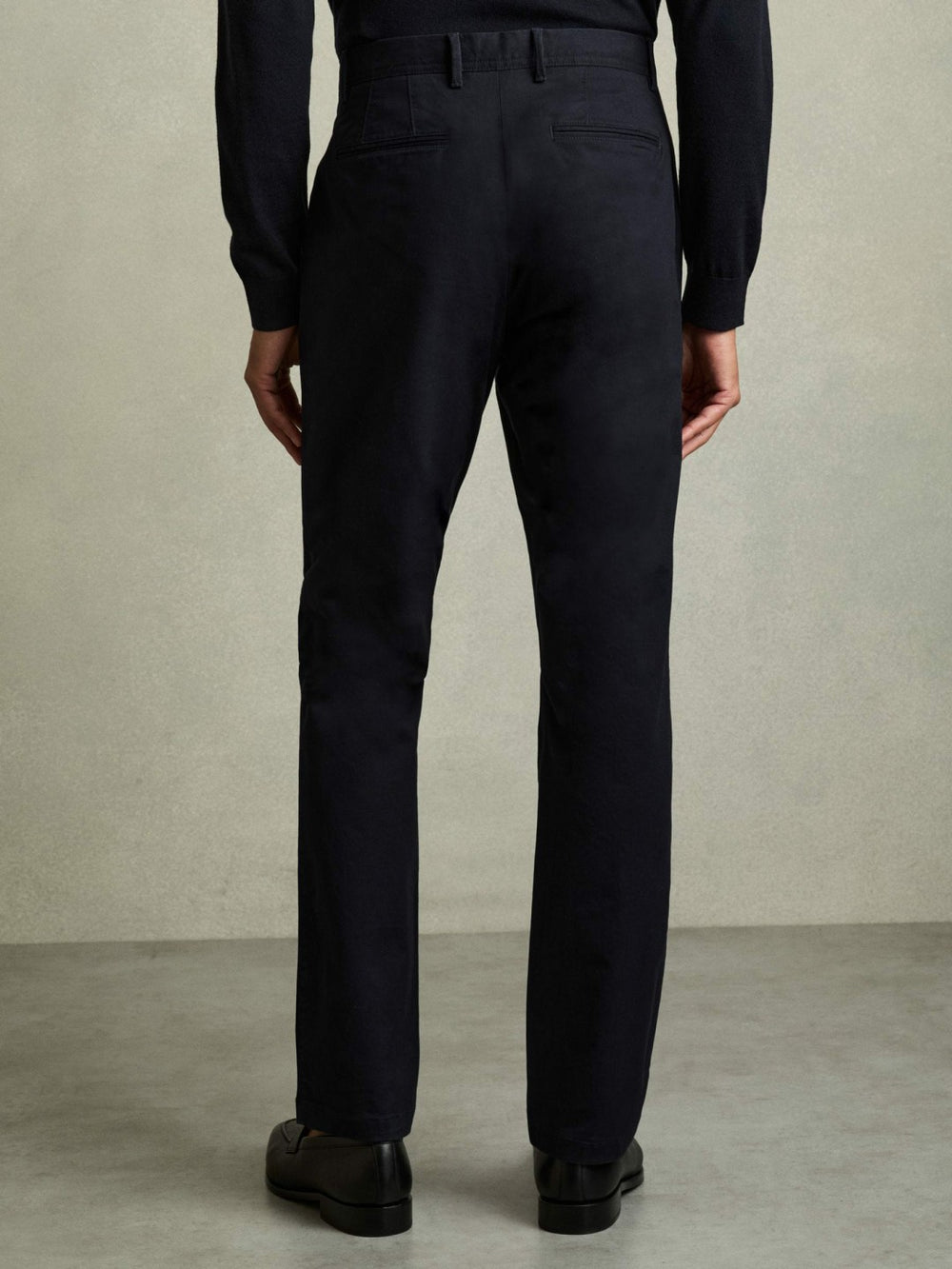 Reiss | Slim Fit Washed Cotton Blend Chinos in Navy
