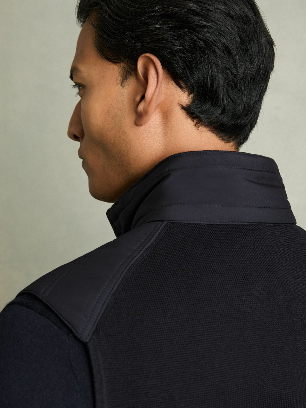 Reiss | Hybrid Quilt and Knit Zip-Through Gilet in Navy