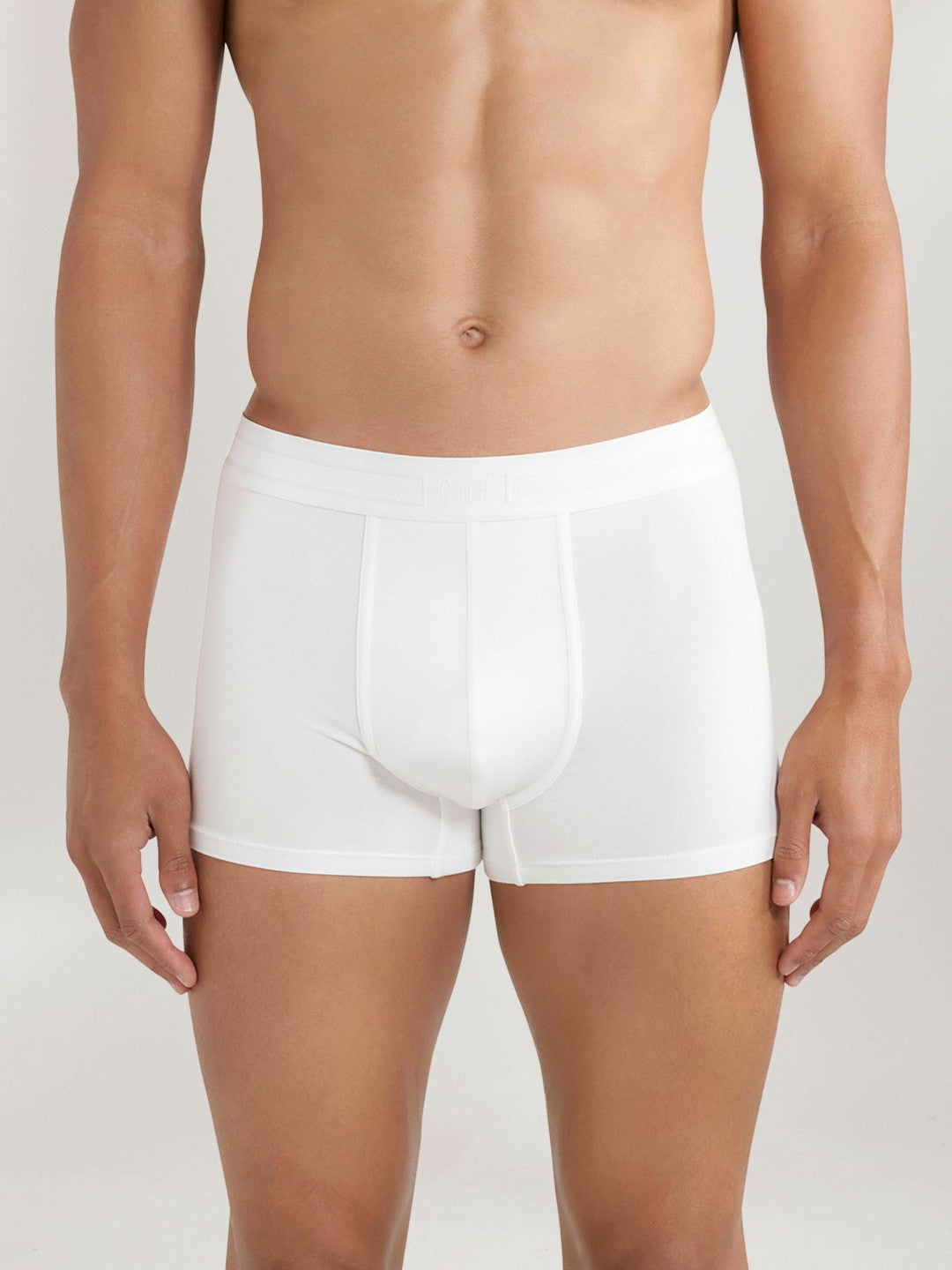 Reiss | CHÉ Studios Boxer Trunks with TENCEL™ Fibers in White