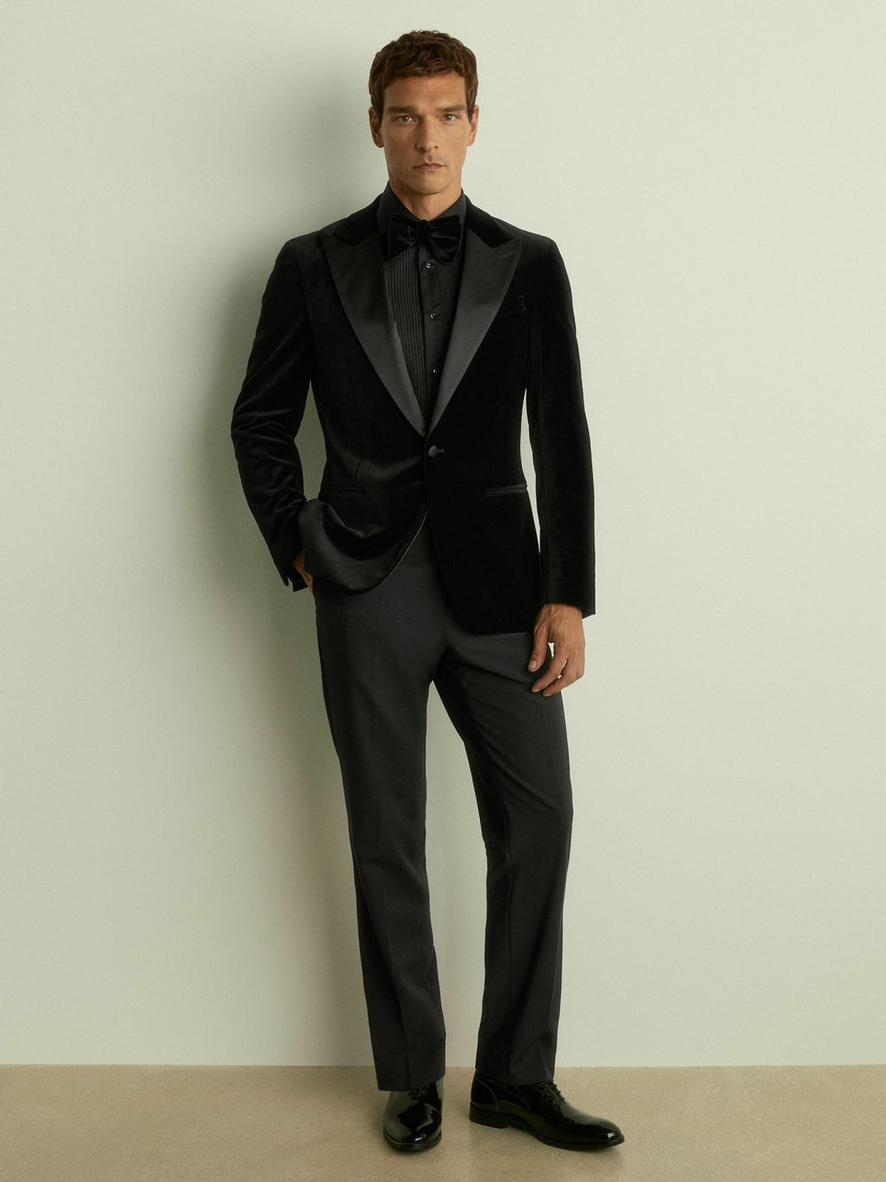 Reiss | Slim Fit Cotton Dinner Shirt in Black