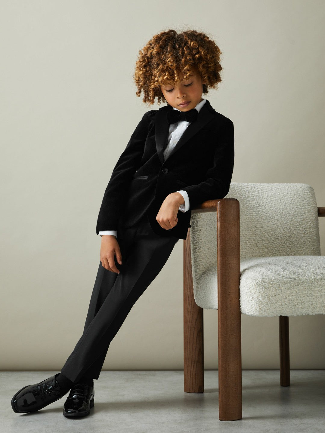 Reiss | 3-9 yrs Single Breasted Velvet Blazer in Black