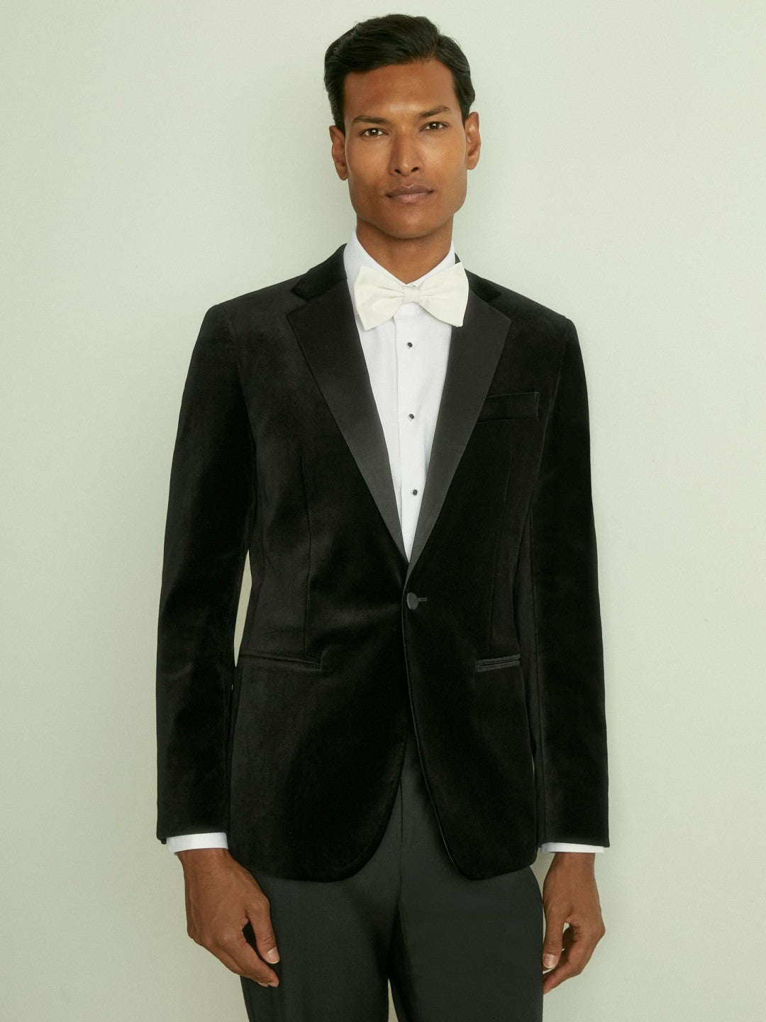 Reiss | Velvet Single Breasted Slim Fit Jacket in Black