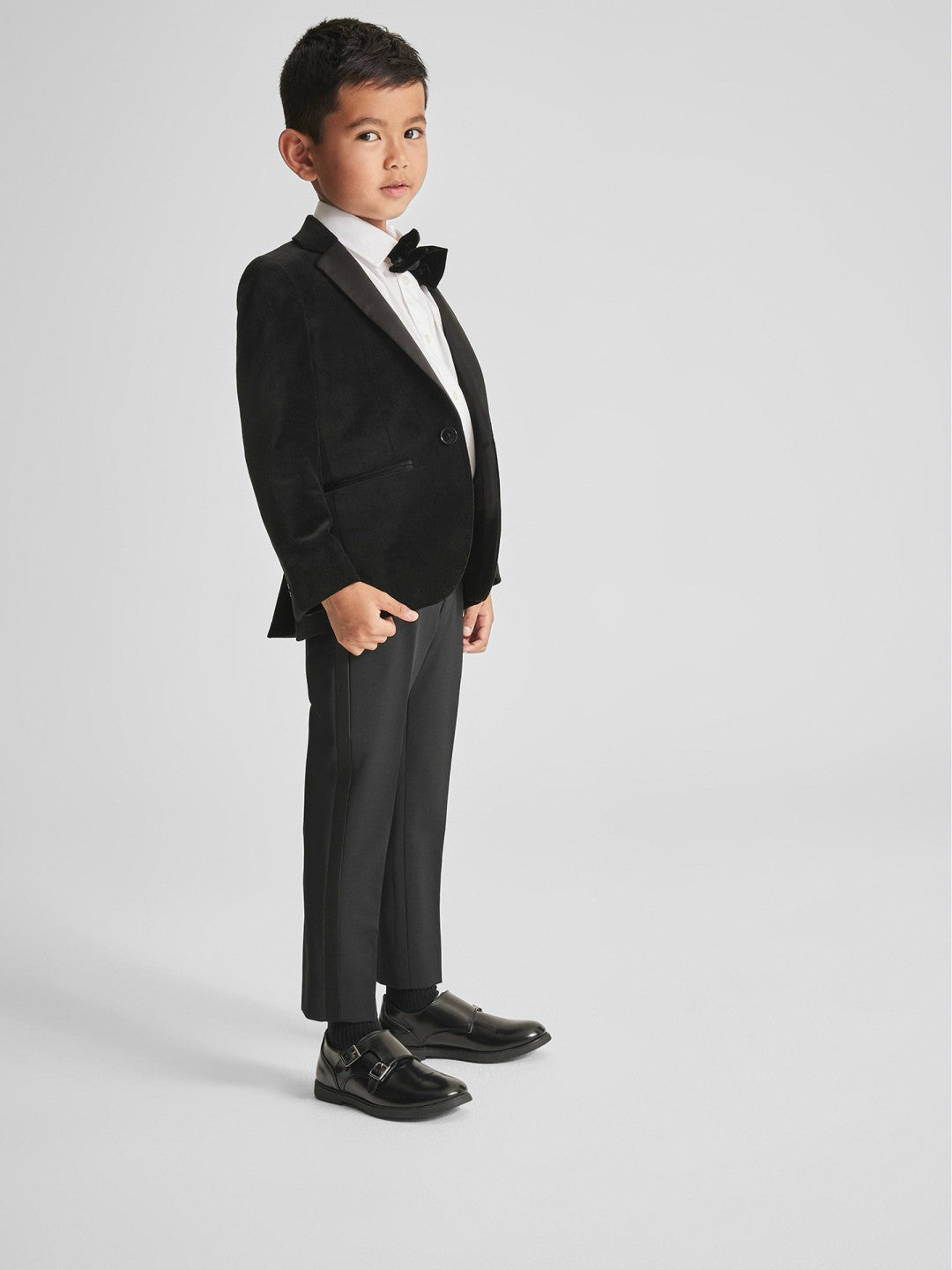Reiss | 4-9 yrs Single Breasted Velvet Blazer in Black