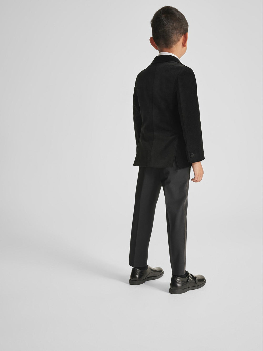 Reiss | 4-9 yrs Single Breasted Velvet Blazer in Black