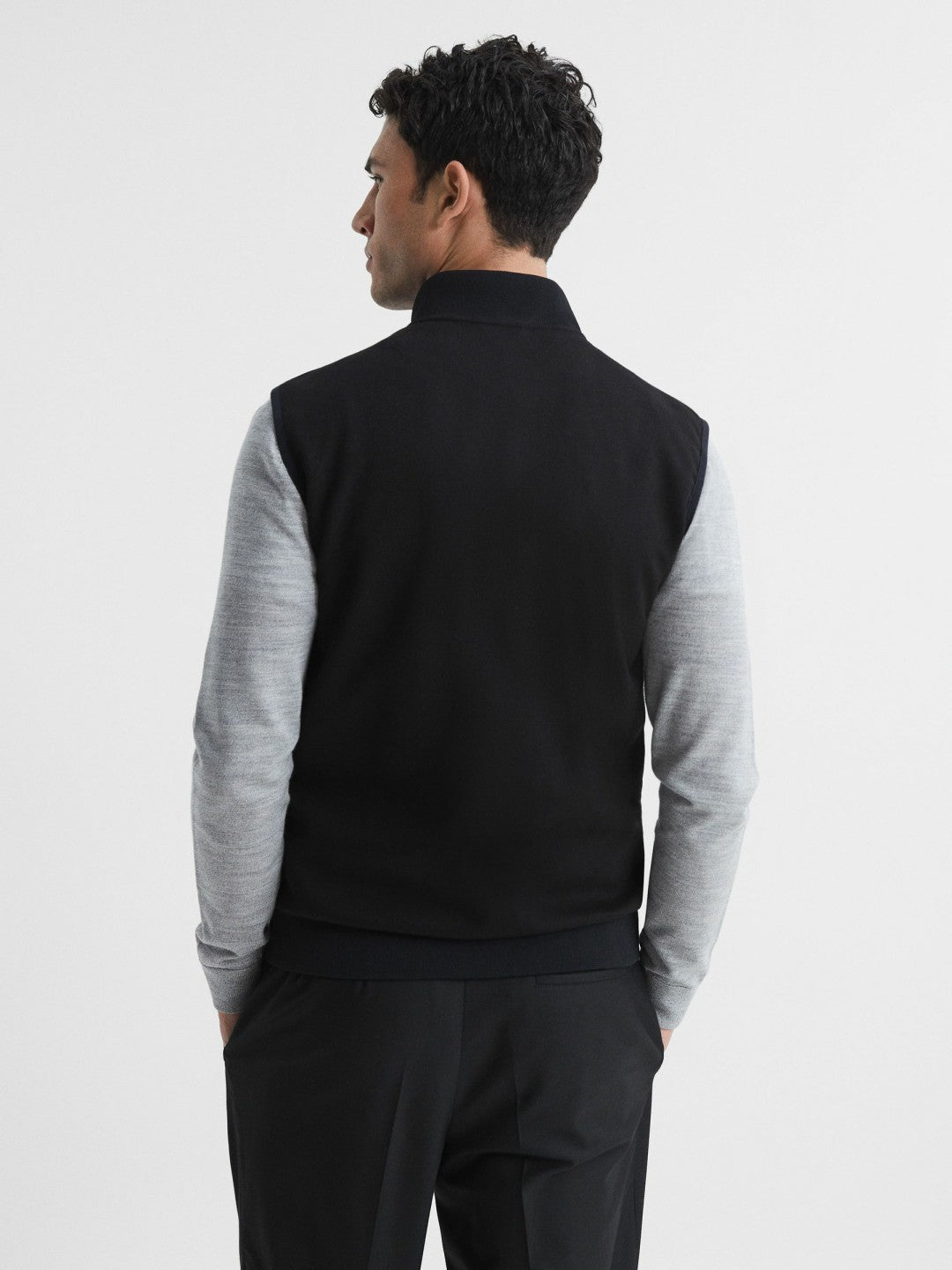 Reiss | Hybrid Quilted Gilet in Black