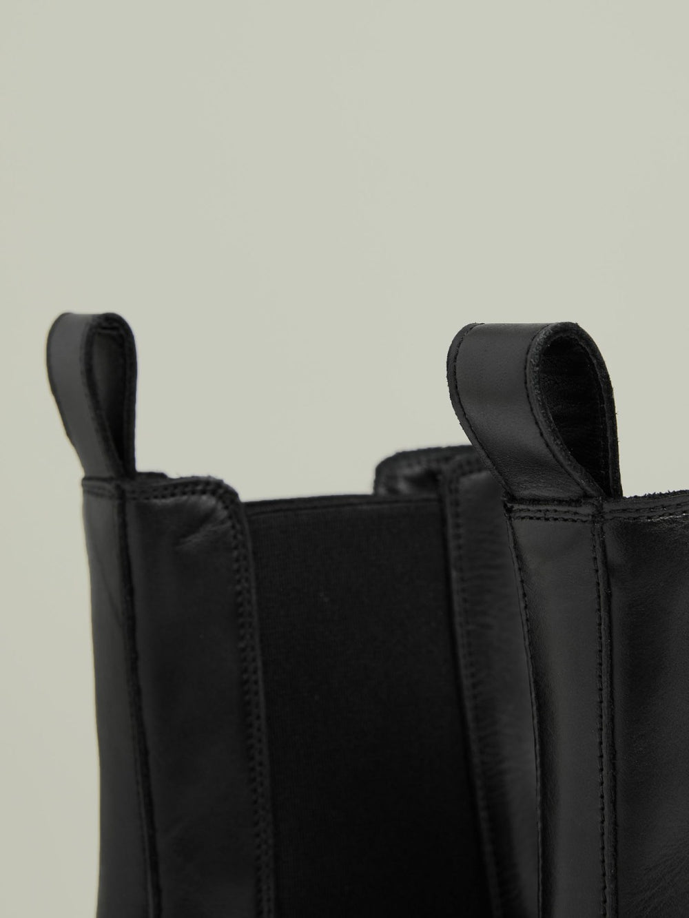 Reiss | Leather Cleated Sole Chelsea Boots in Black