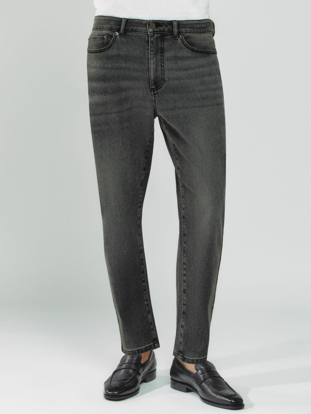 Reiss | Relaxed-Fit Cropped Jeans in Washed Black