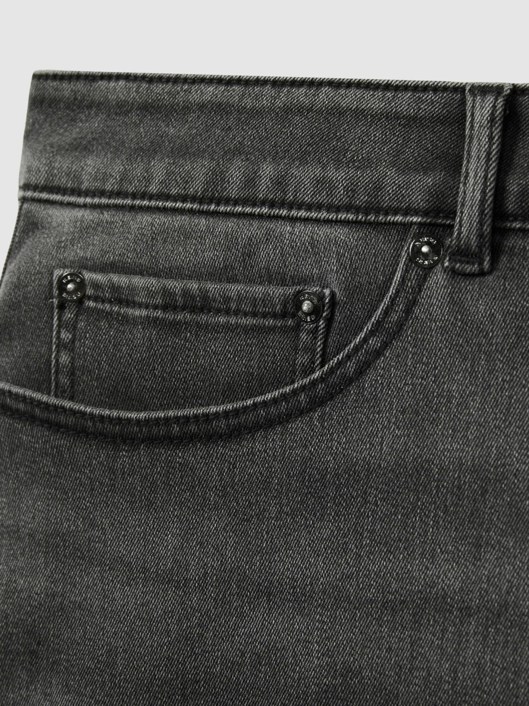 Reiss | Relaxed-Fit Cropped Jeans in Washed Black