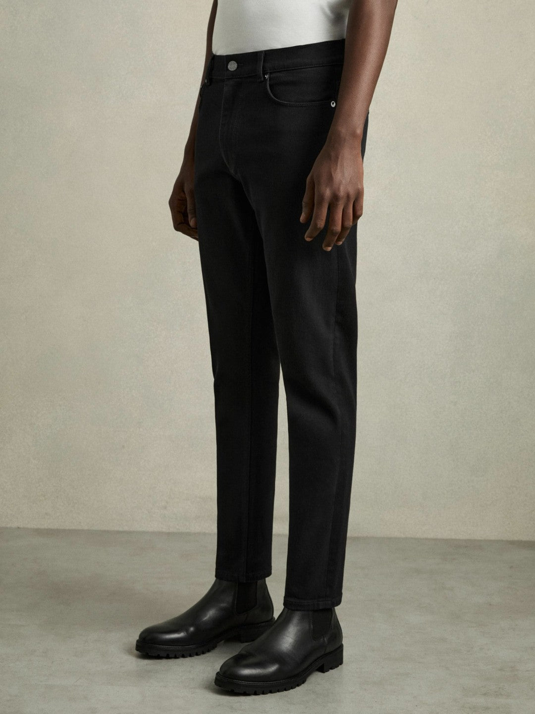 Reiss | Cotton-Stretch Slim-Fit Jeans in Stay Black