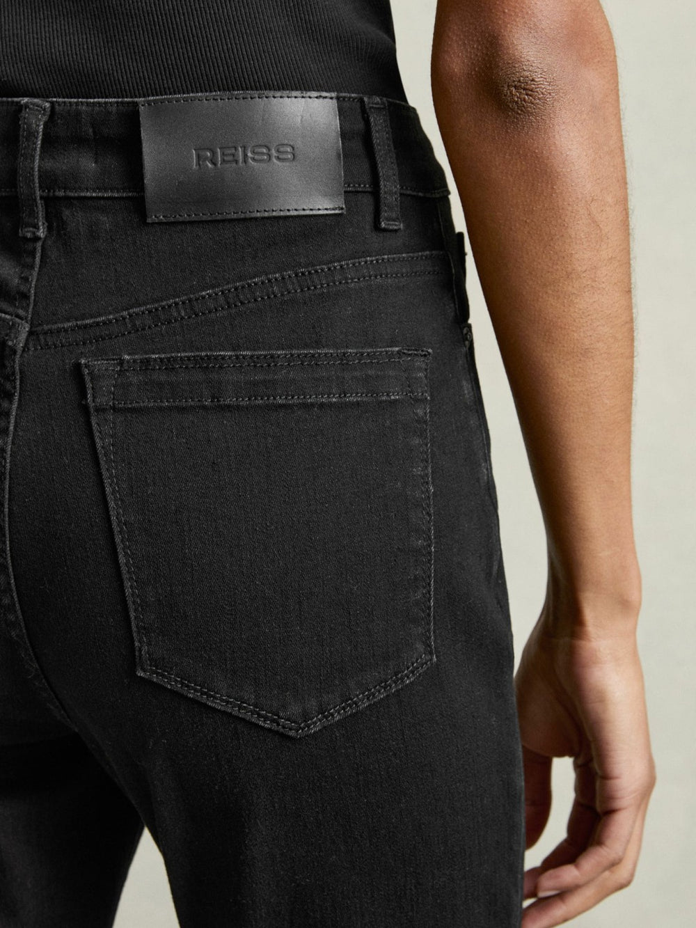 Reiss | Petite Skinny Jeans in Black