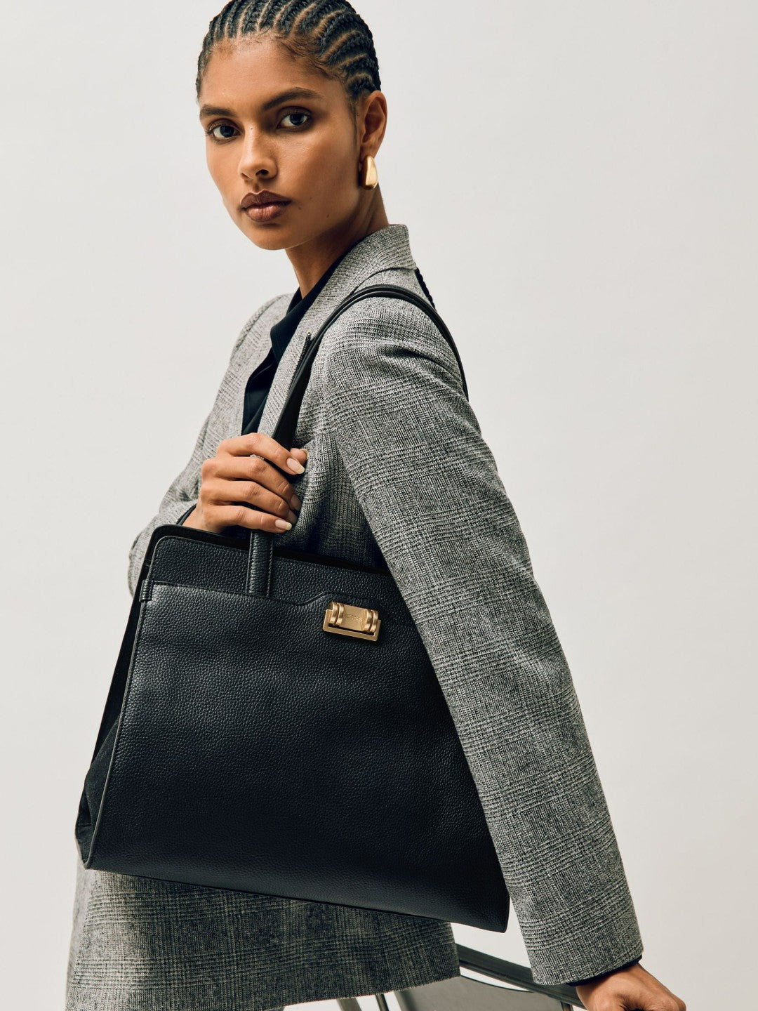 Reiss | Grained Leather Tote Bag in Black
