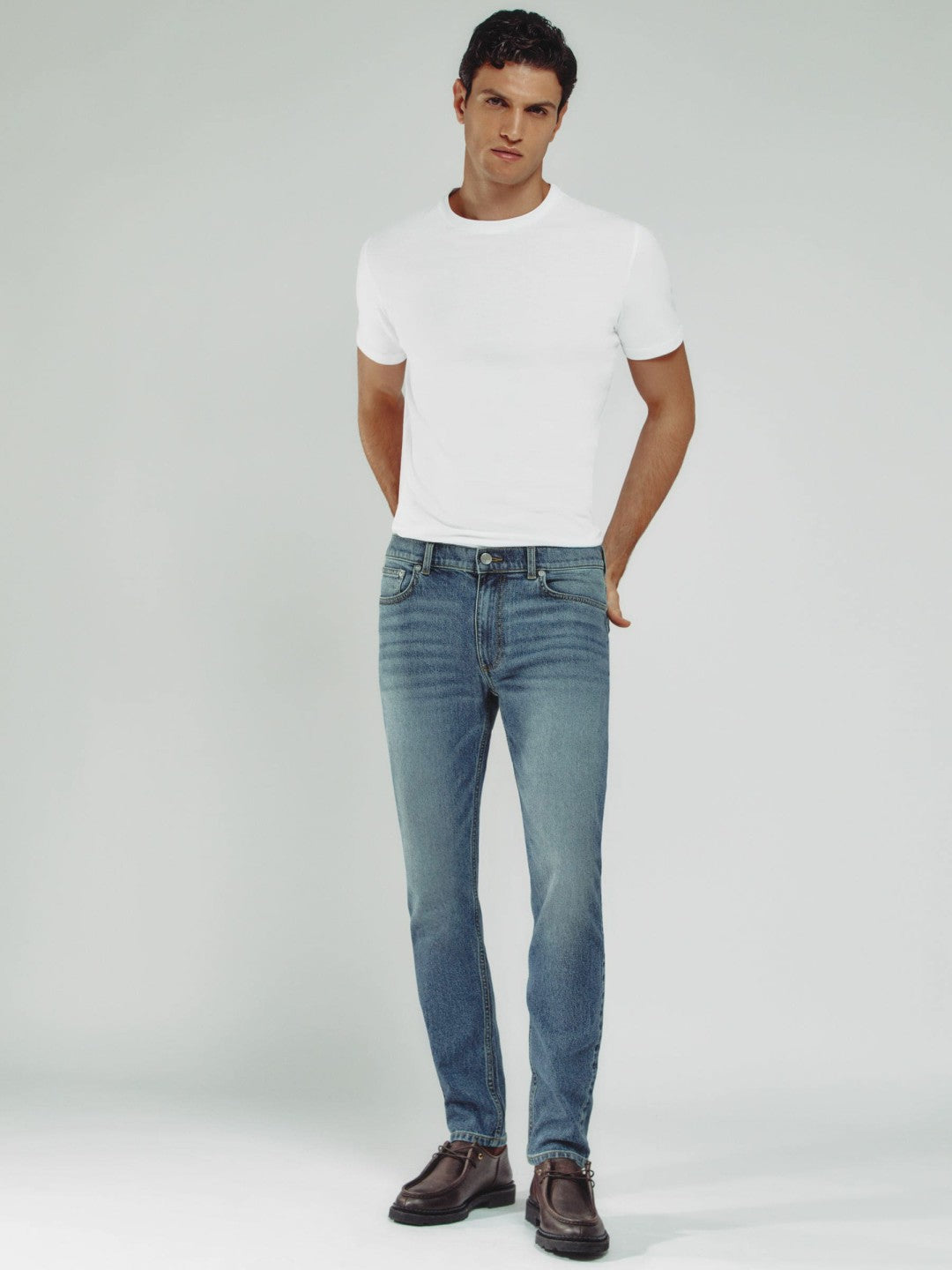 Reiss | Cotton-Stretch Slim-Fit Jeans in Washed Indigo Green Cast