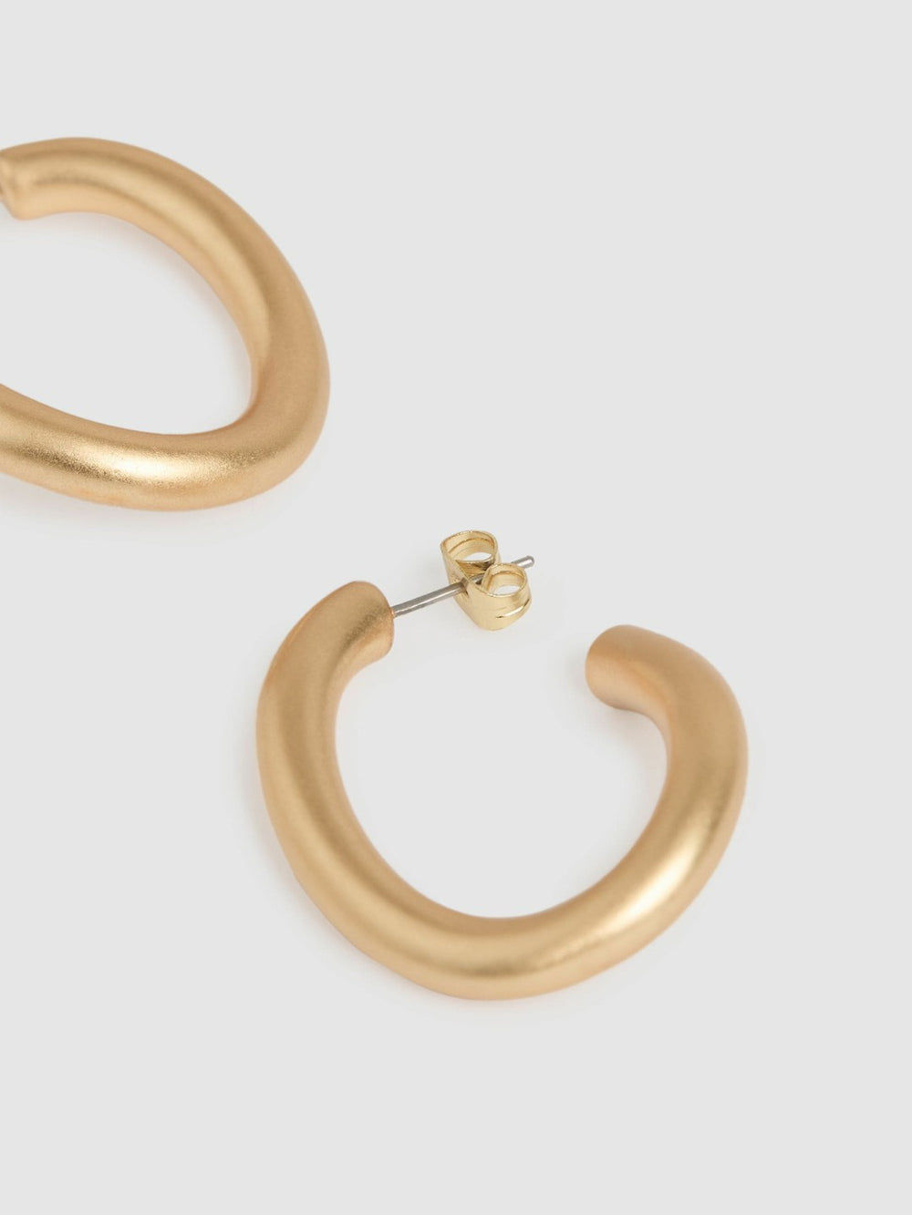 Reiss | Wave Hoop Earrings in Gold Tone