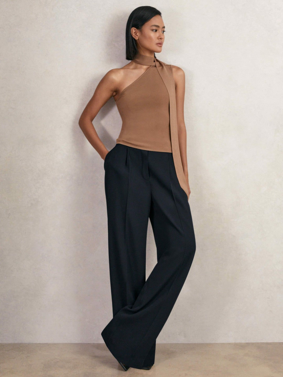 Reiss | Petite Elasticated-Waist Wide-Leg Twill Trousers in Navy