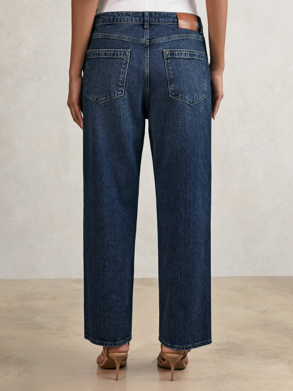 Reiss | Petite Mid-Rise Straight-Leg Jeans in Mid Blue
